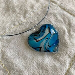Gorgeous 90’s glass heart pendant